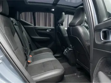 Volvo XC40 B4 AWD R-Design