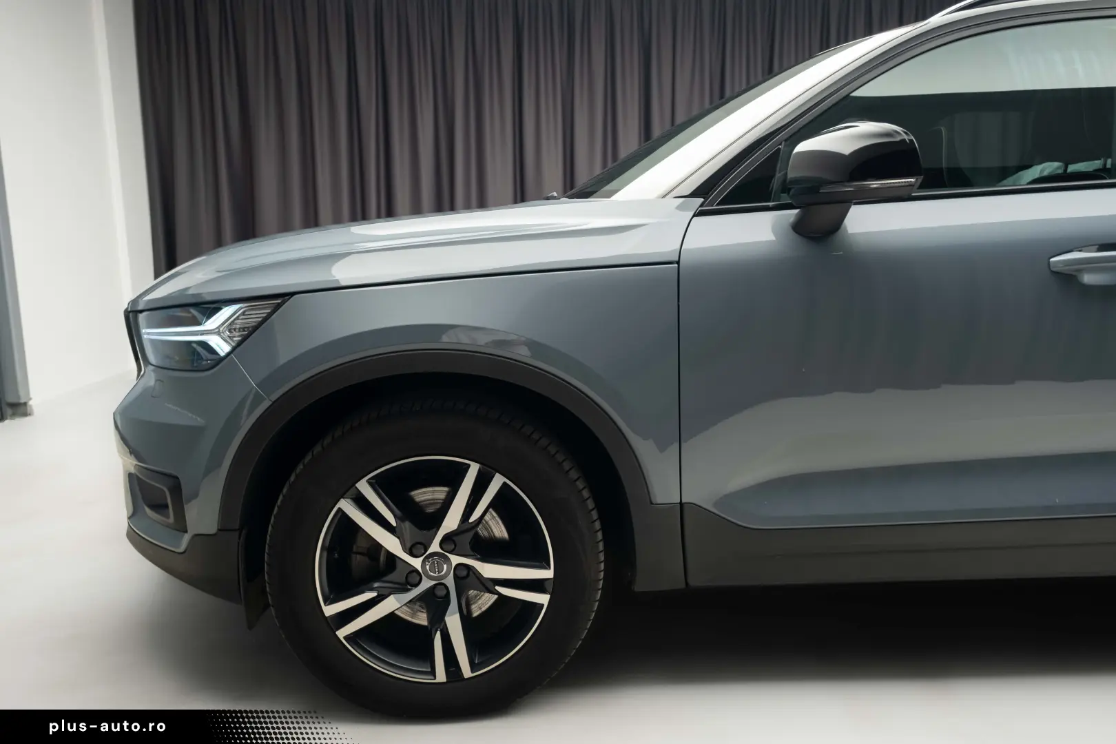 Volvo XC40 AWD R-Design mild-hibrid