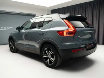 Volvo XC40 AWD R-Design mild-hibrid