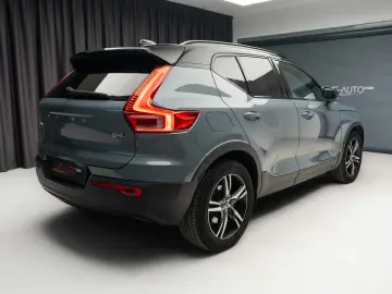 Volvo XC40 AWD R-Design mild-hibrid