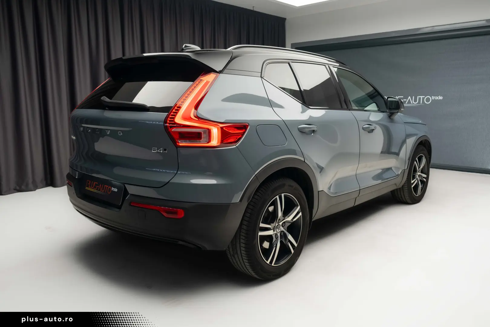 Volvo XC40 AWD R-Design mild-hibrid