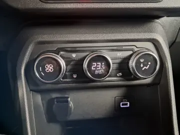 DACIA LOGAN CONFORT 1.0i 91 CP 2022