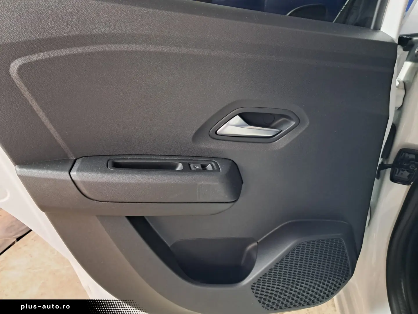 DACIA LOGAN CONFORT 1.0i 91 CP 2022