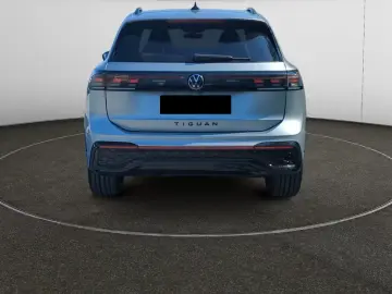 Volkswagen Tiguan R-Line 2.0 TDI DSG 4M Navi Pano