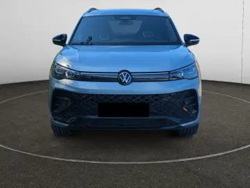 Volkswagen Tiguan R-Line 2.0 TDI DSG 4M Navi Pano