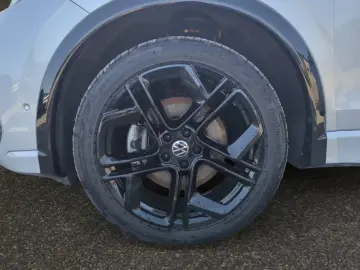 Volkswagen Tiguan R-Line 2.0 TDI DSG 4M Navi Pano