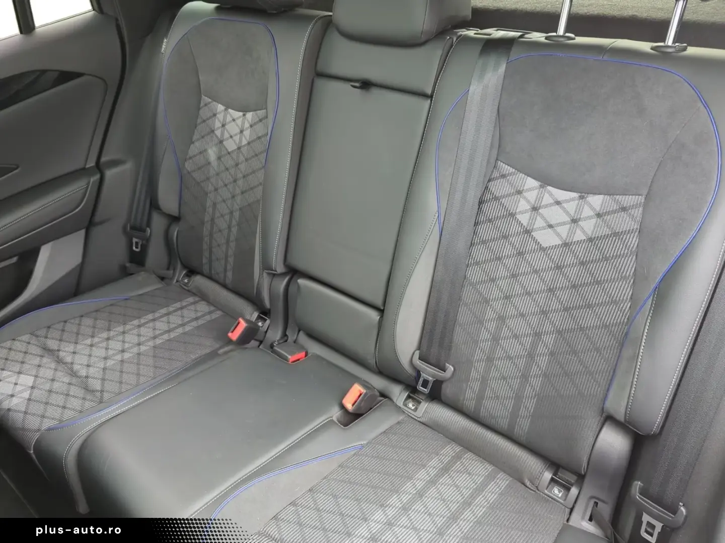 Volkswagen Tiguan R-Line 2.0 TSI DSG 4M Pano AHK