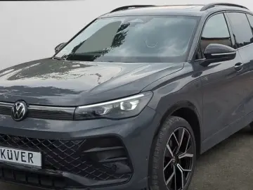Volkswagen Tiguan R-Line 2.0 TSI DSG 4M Pano AHK