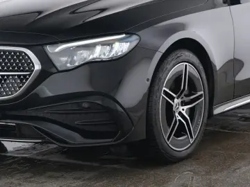 MERCEDES-BENZ E 300 de 4M AMG SUPERSCREEN DISTR KAMERA LED