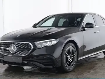 MERCEDES-BENZ E 300 de 4M AMG SUPERSCREEN DISTR KAMERA LED