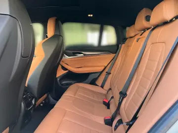 BMW X4 xDrive30i M Sport HUD Pano Laser DA Prof PA