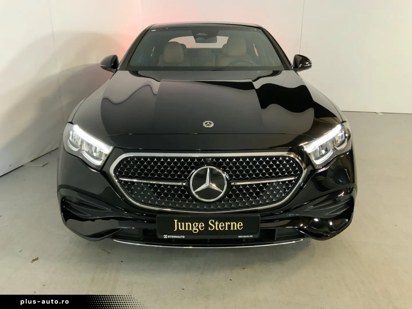 MERCEDES-BENZ E 220 d 4M AMG Superscreen Leder 360 K&hellip;