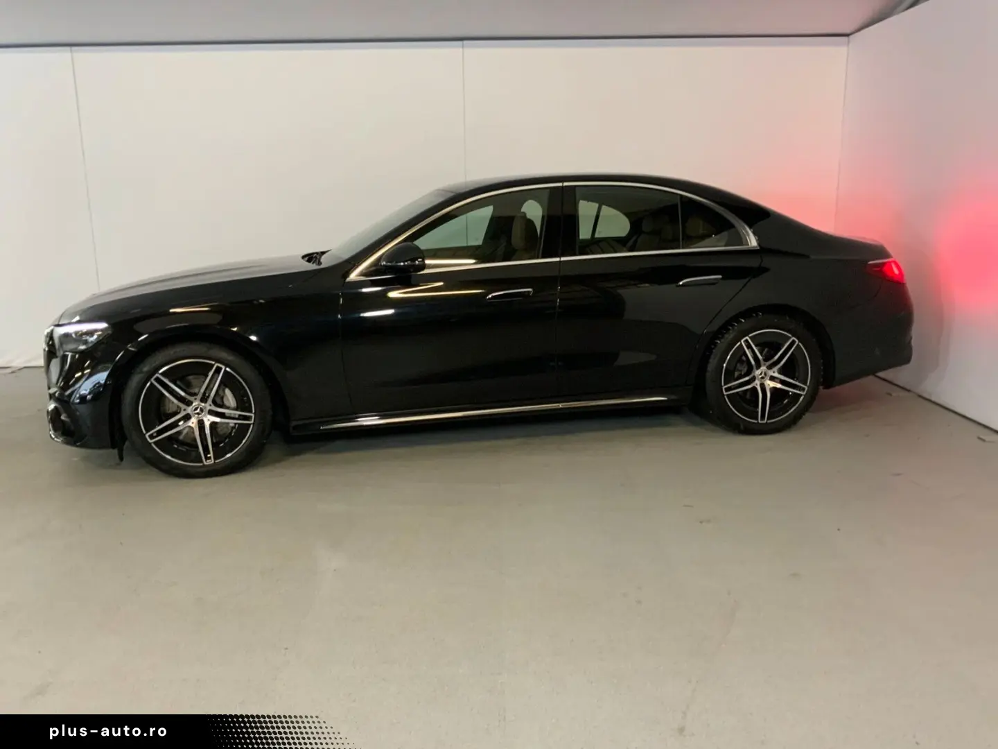 MERCEDES-BENZ E 220 d 4M AMG Superscreen Leder 360 K&hellip;