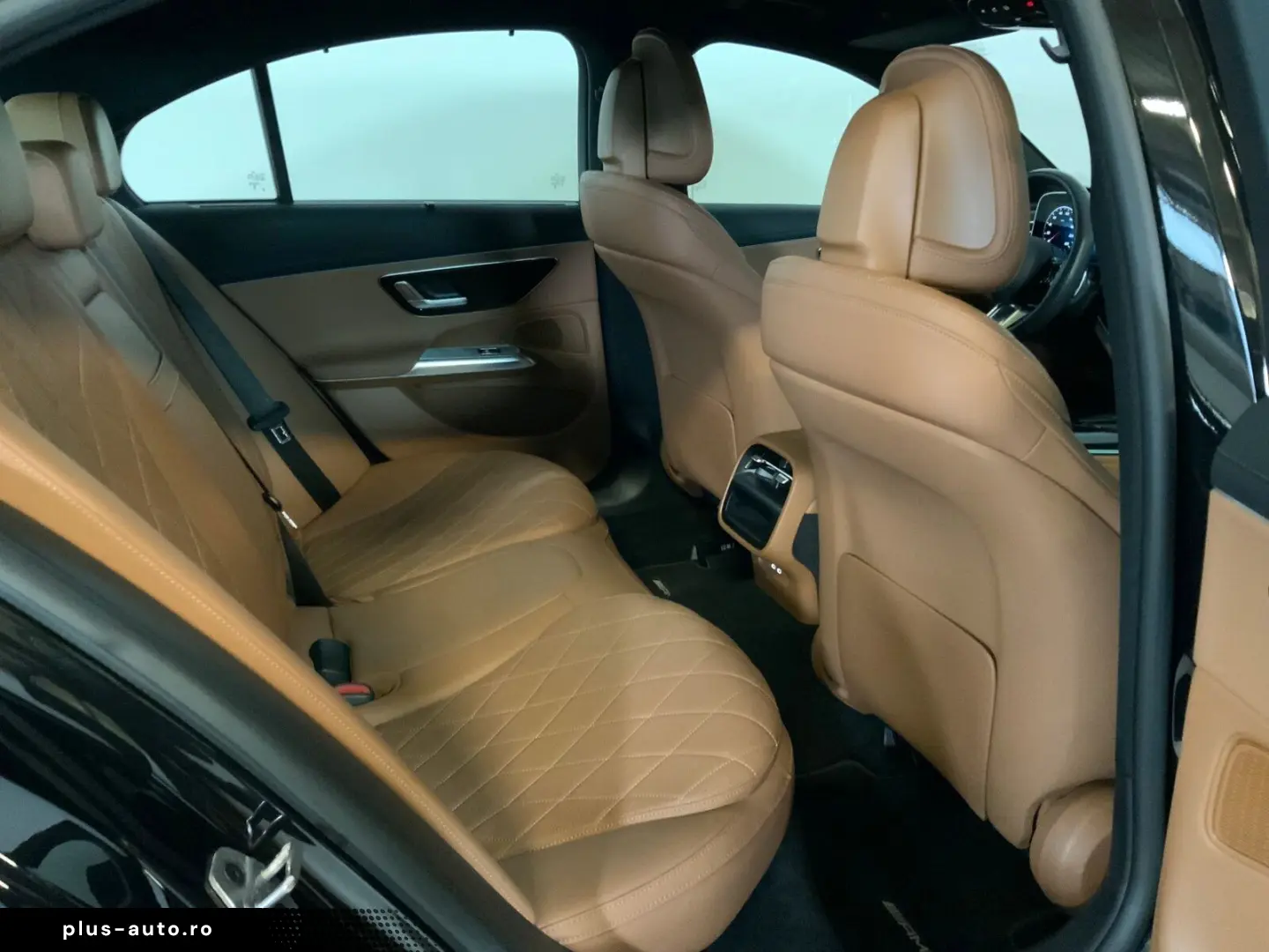 MERCEDES-BENZ E 220 d 4M AMG Superscreen Leder 360 K&hellip;