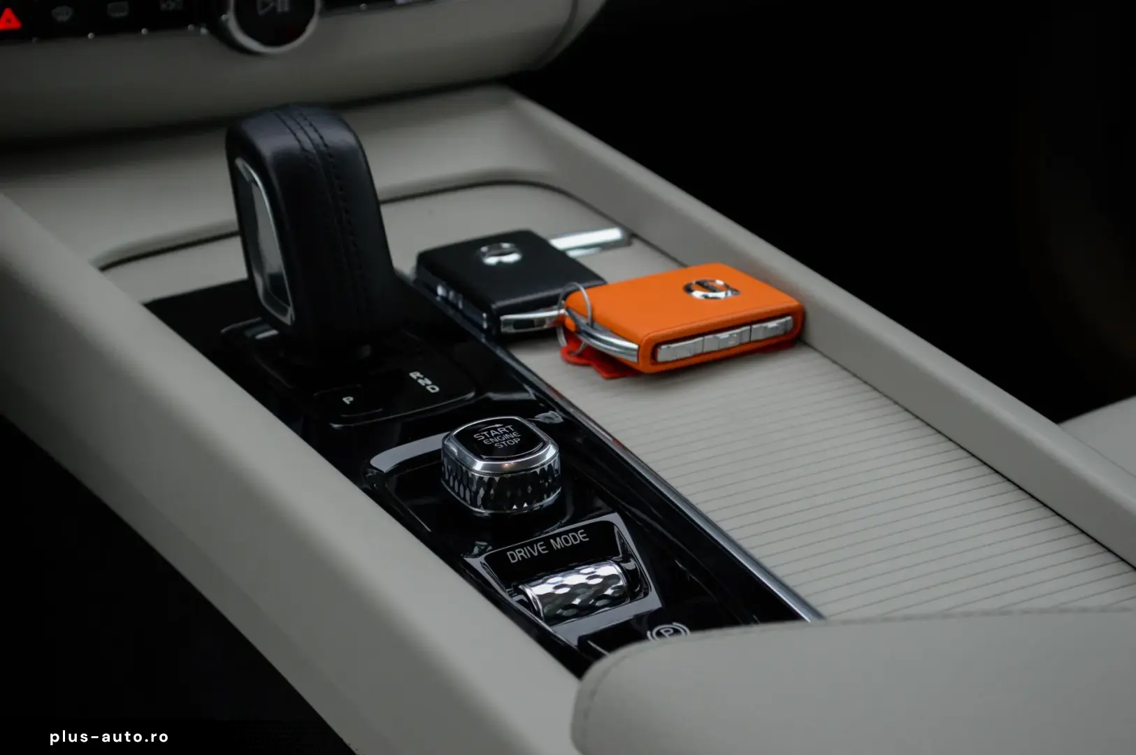 Volvo XC 60 Recharge T6 Twin Engine