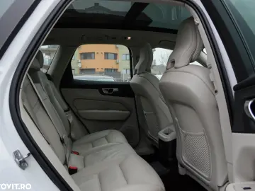 Volvo XC 60 Recharge T6 Twin Engine