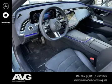 MERCEDES-BENZ E 200 AMG-Adv. Burmester4D 20  Night 360  Dist