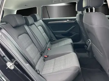 VW Passat Variant 2.0 TDI DSG