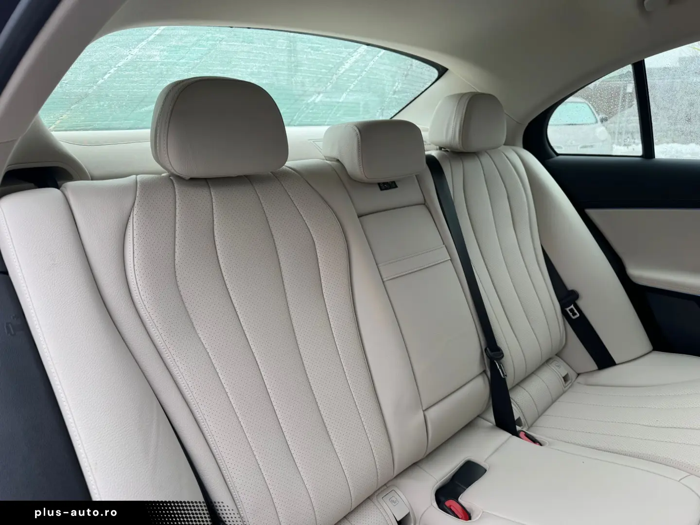 Mercedes-Benz E 300 e Lim. 4M Advanced  Superscreen