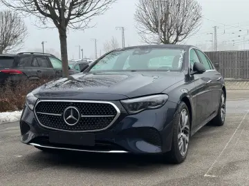 Mercedes-Benz E 300 e Lim. 4M Advanced  Superscreen