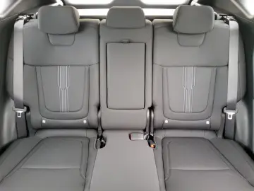 HYUNDAI Tucson 1.6 TGDi PHEV 4WD Trend NAVI ACC EHK SHZ