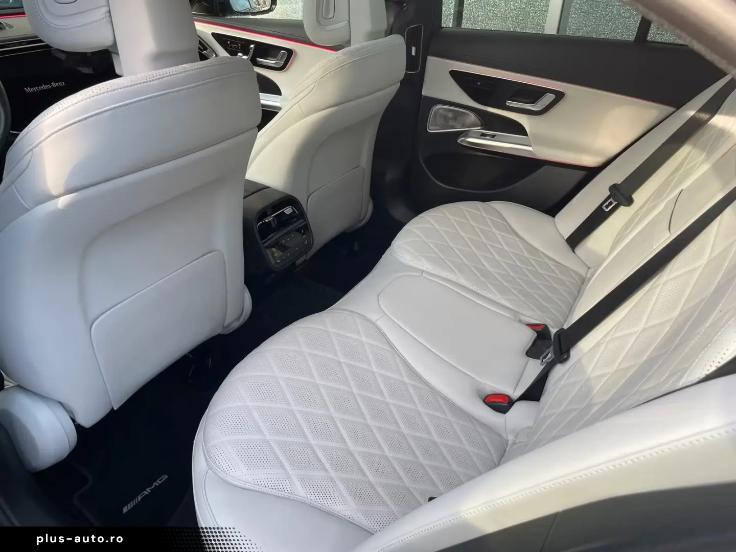 Mercedes-Benz E 400 e 4M AMG  PREMIUM SUPER