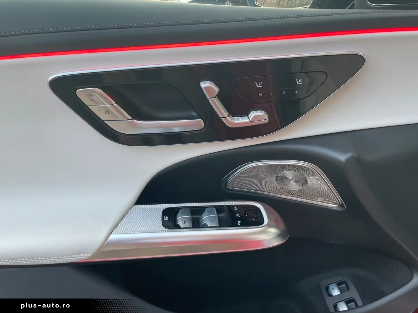 Mercedes-Benz E 400 e 4M AMG  PREMIUM SUPER