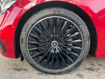 Mercedes-Benz E 400 e 4M AMG  PREMIUM SUPER