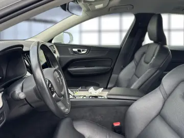 VOLVO XC 60 Inscription AWD Bluetooth Navi LED