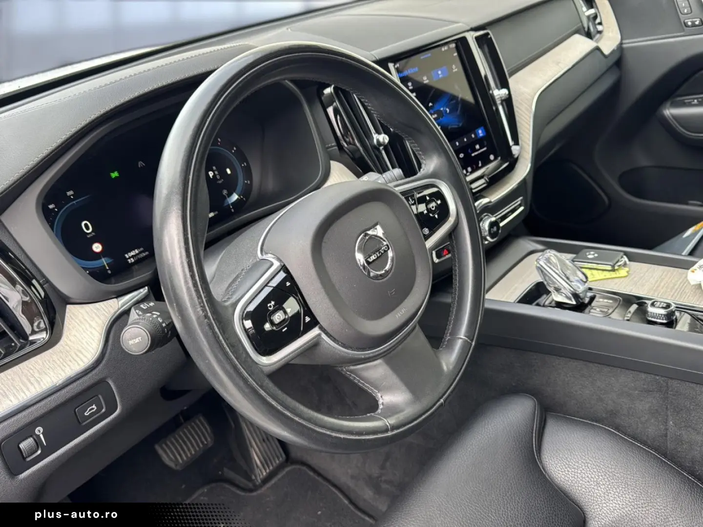 VOLVO XC 60 Inscription AWD Bluetooth Navi LED