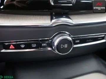 VOLVO XC 60 T6 AWD RECHARGE INSCRIPTION