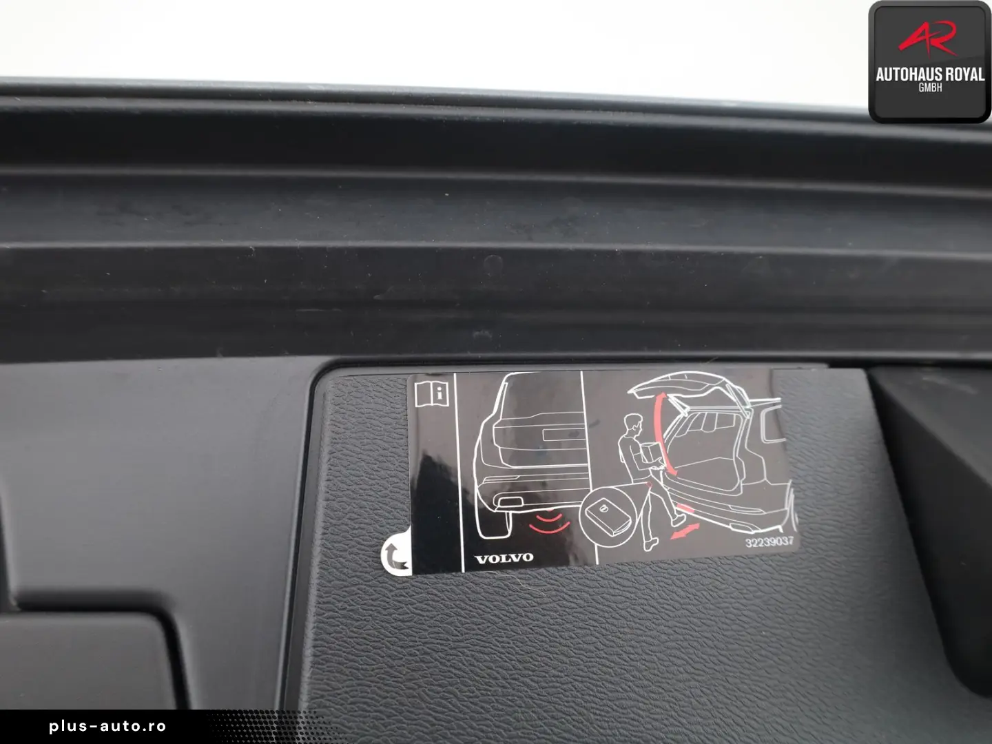 VOLVO XC 60 T6 AWD RECHARGE INSCRIPTION