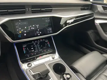 AUDI A7 Sportback 45 TDI quattro Stadt Tour HD Matrix