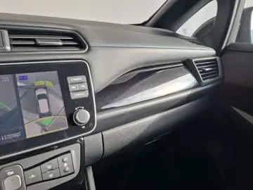 NISSAN LEAF BEV 40kWh N-Connecta Auto
