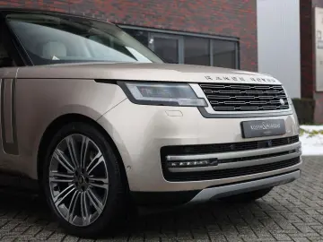 LAND ROVER Range Rover D250 HSE