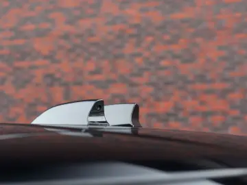 LAND ROVER Range Rover D250 HSE