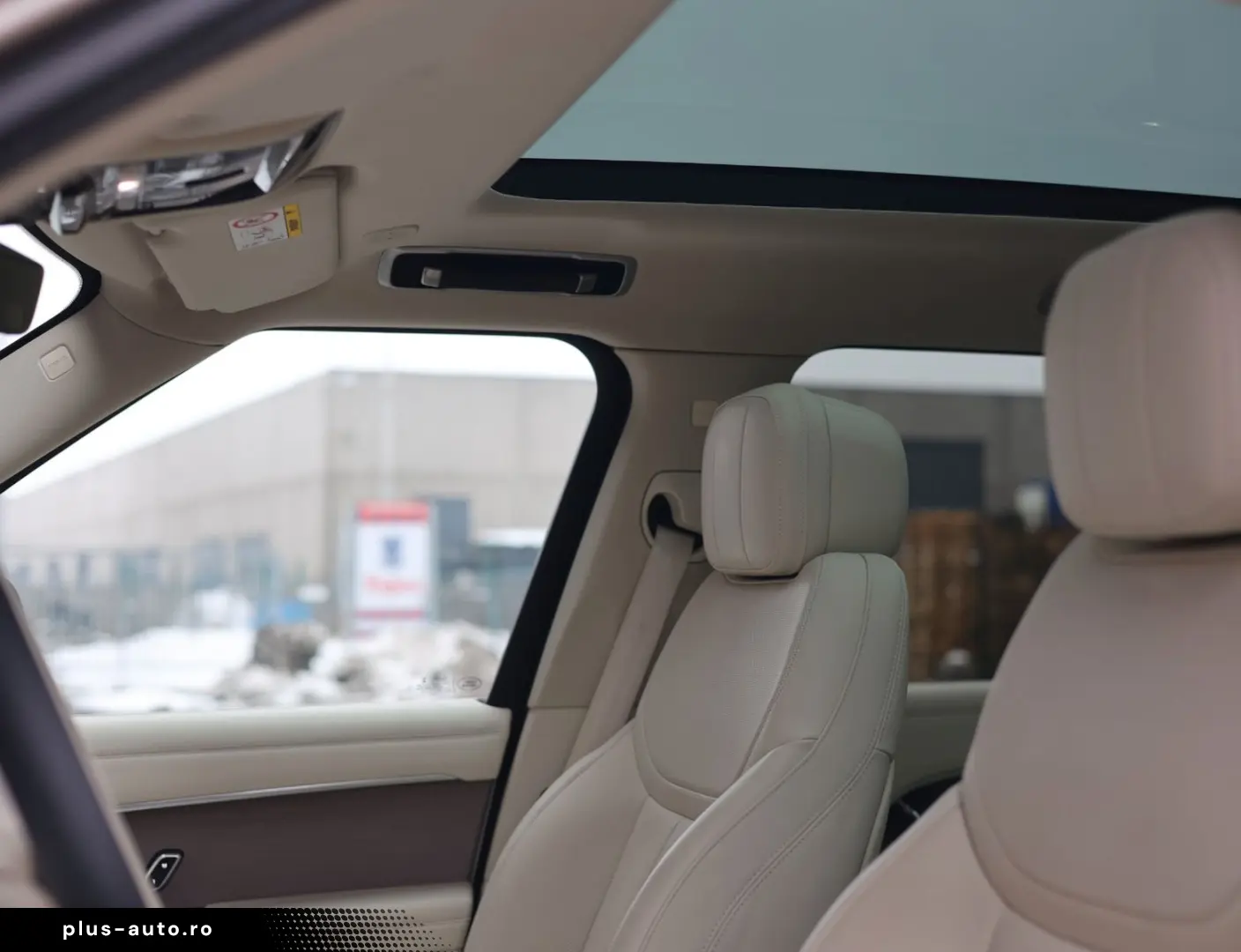 LAND ROVER Range Rover D250 HSE