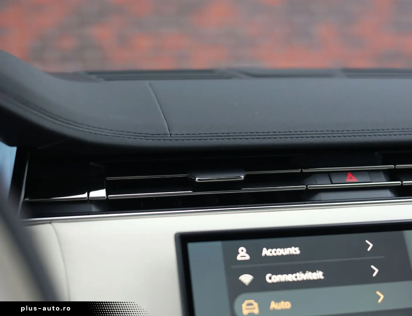 LAND ROVER Range Rover D250 HSE