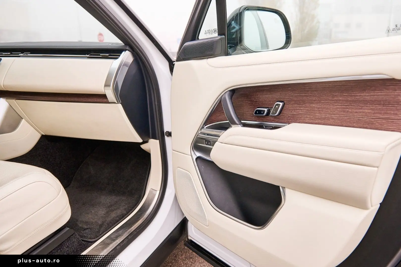 LAND ROVER Range Rover PANO 360Kam ACC CarPlay