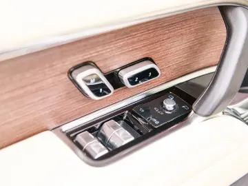 LAND ROVER Range Rover PANO 360Kam ACC CarPlay