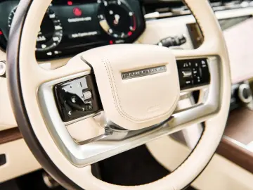 LAND ROVER Range Rover PANO 360Kam ACC CarPlay