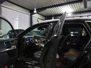 MERCEDES-BENZ GLC 300 de 4Matic AMG-LINE   NEU 92.000 EURO