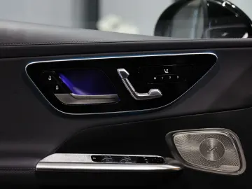 MERCEDES-BENZ GLC 300 de 4Matic AMG-LINE   NEU 92.000 EURO