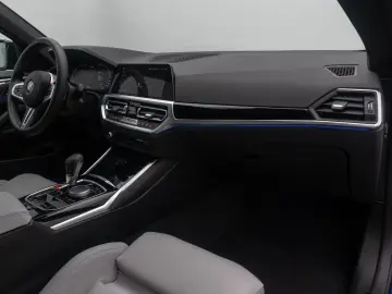 BMW M4 Competition xDrive DAB Laser HUD Alarm 19Zoll