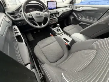 FORD FOCUS 1.0 ECOBOOST HYBRID TITANIUM STYLE