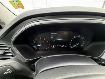 FORD FOCUS 1.0 ECOBOOST HYBRID TITANIUM STYLE