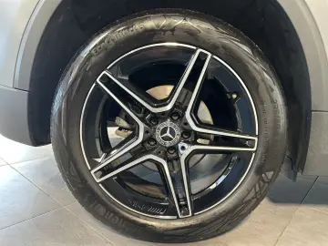 MERCEDES-BENZ GLA 200 4Matic AMG-Line NAV LED PANO K&hellip;