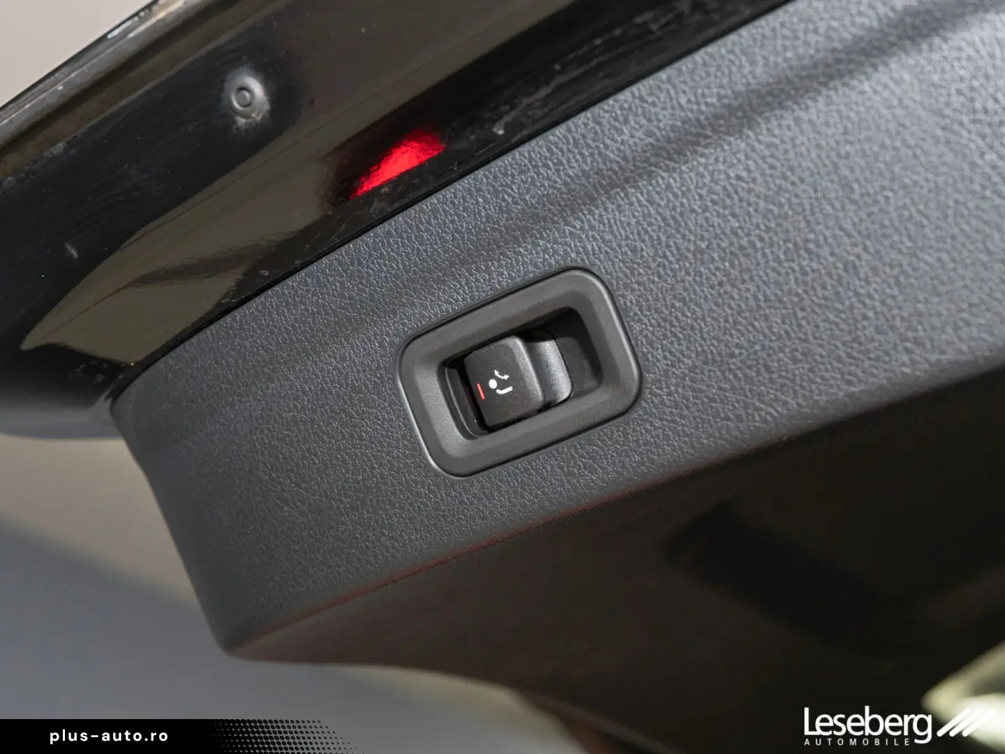 MERCEDES-BENZ GLE 580 4M AMG Multibeam AHK Pano Airmatic 360