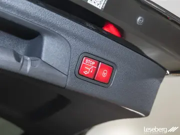 MERCEDES-BENZ GLE 580 4M AMG Multibeam AHK Pano Airmatic 360