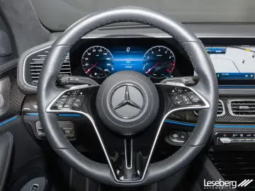 MERCEDES-BENZ GLE 580 4M AMG Multibeam AHK Pano Airmatic 360